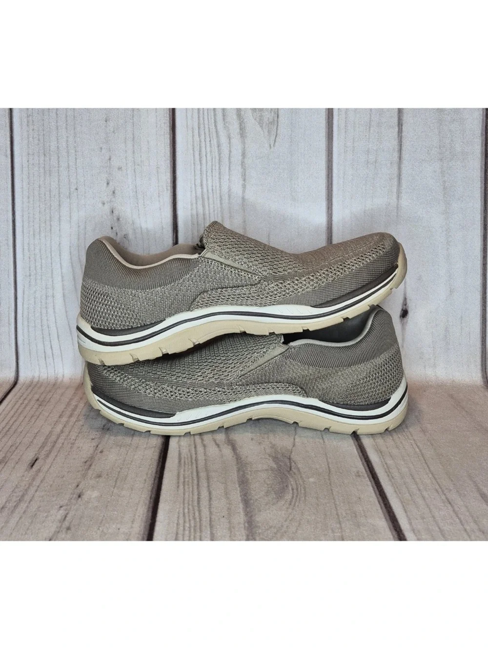 Skechers Relaxed Fit Men's Size 10 EWW Gomel Taupe Loafer Slip-On Shoes